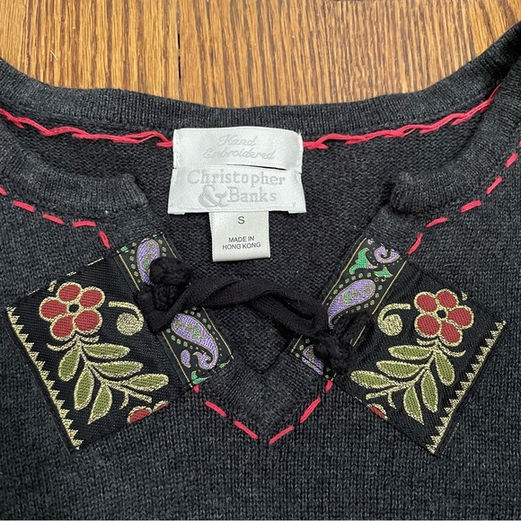 Christopher & Banks Hand Embroidered Floral Trim Pullover Size Small - Picture 3 of 10
